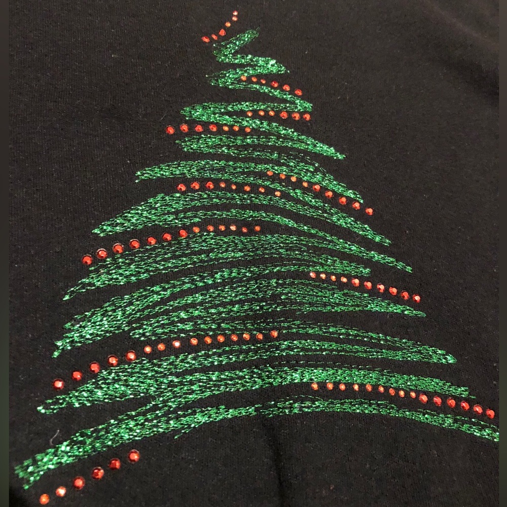 Women’s Lone Sleeve Christmas Shirt